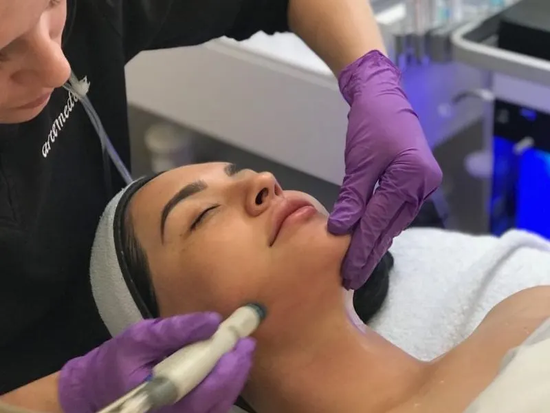 Hydrafacial treatment being performed at Periwinkle Clinic, Nashik