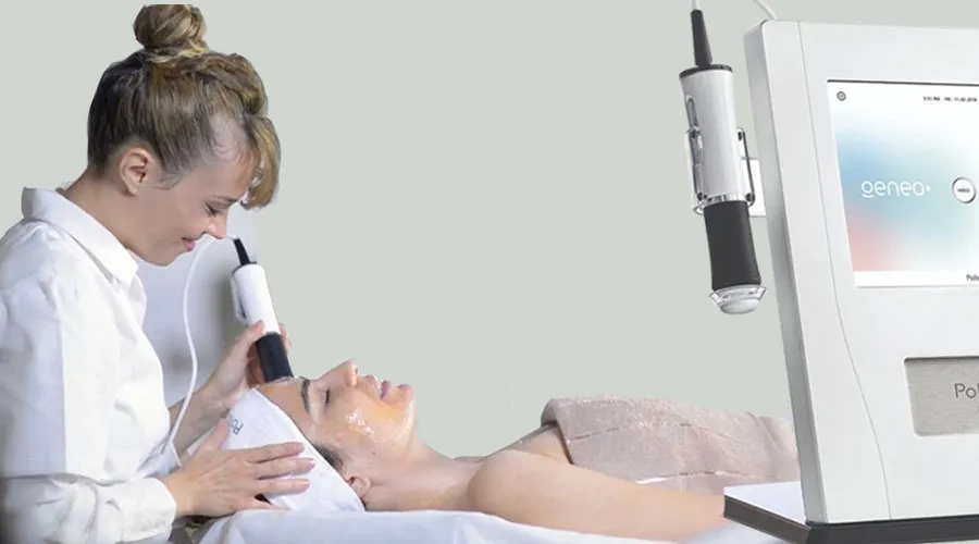 OxyGeneo 3-in-1 super facial device in use at Periwinkle Clinic